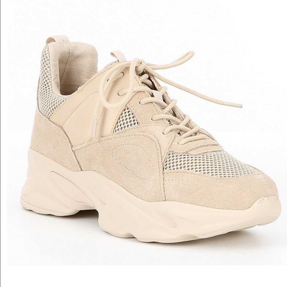 Steve Madden Beige Movement Sneakers 👟